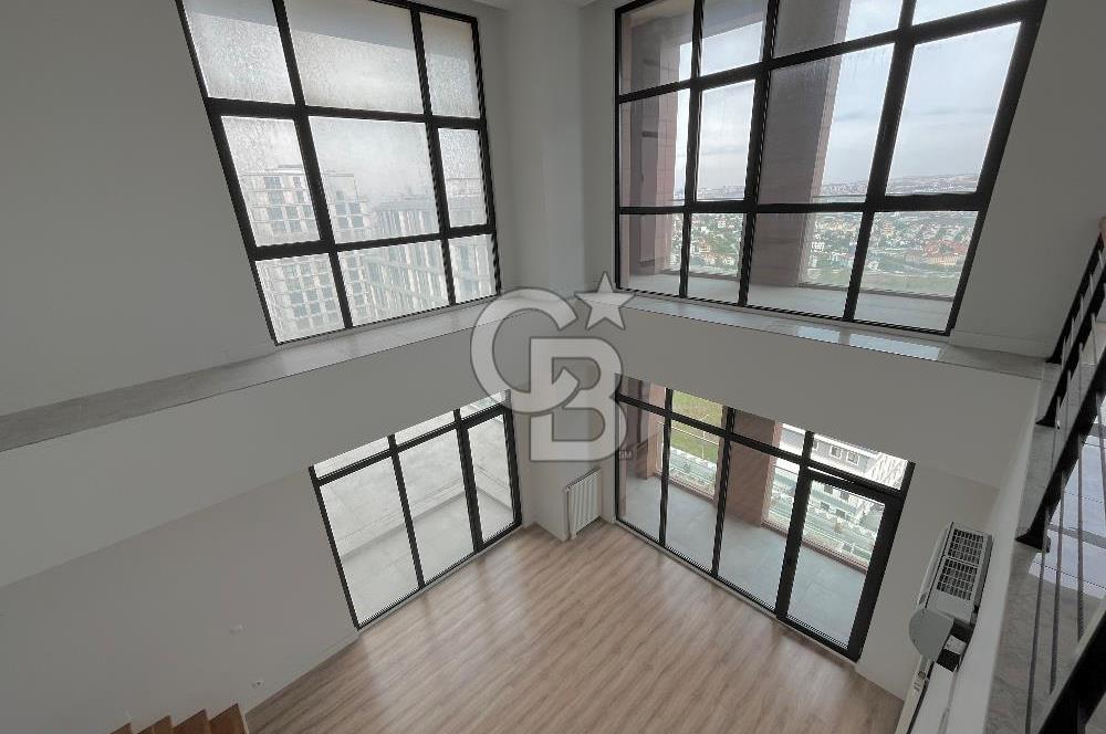 BAHÇEŞEHİR AKZİRVE STRADA 4+1 TERASLI LOFT DUBLEKS DAİRE