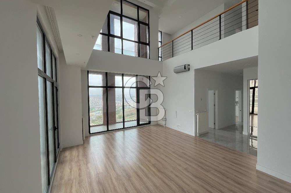 BAHÇEŞEHİR AKZİRVE STRADA 4+1 TERASLI LOFT DUBLEKS DAİRE
