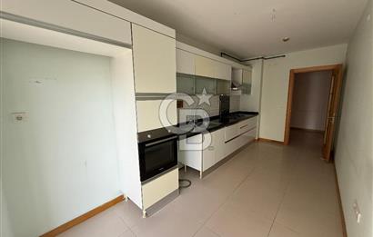 Bayraklı Körfez Mahallesi Güvenlikli Sitede Kiralık 4+1 Daire