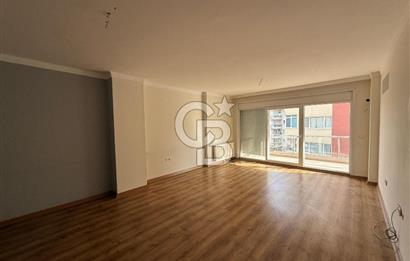 Bayraklı Körfez Mahallesi Güvenlikli Sitede Kiralık 4+1 Daire