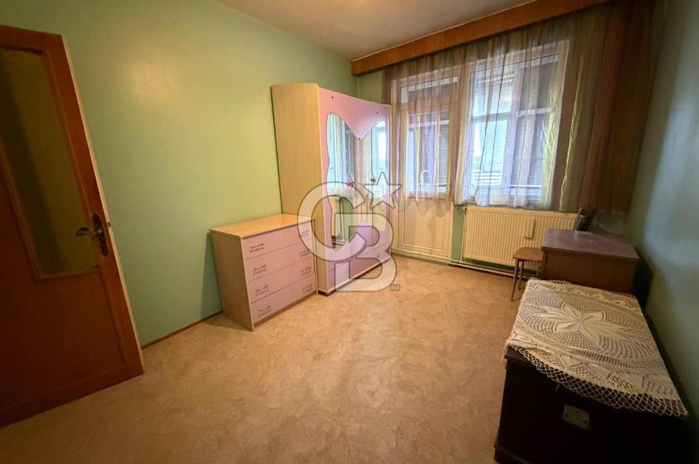 YUKARI BAHÇELİEVLER MAH. 7. CADDE ÜZERİ SATILIK 3+1 DAİRE