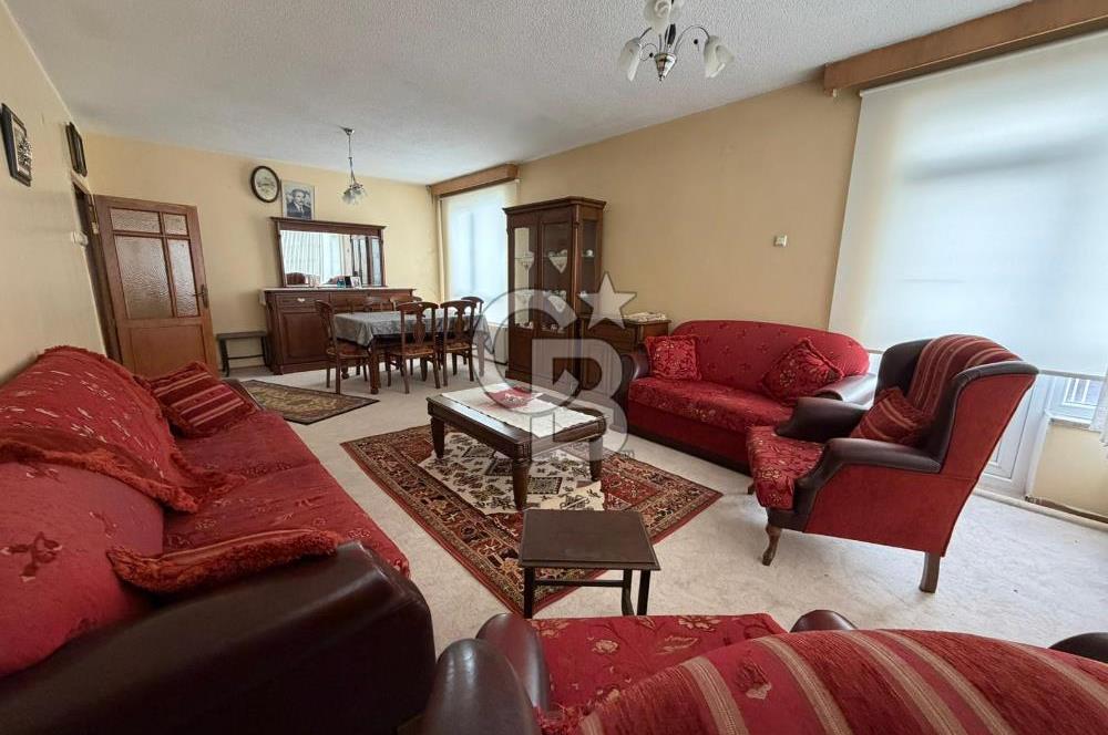 YUKARI BAHÇELİEVLER MAH. 7. CADDE ÜZERİ SATILIK 3+1 DAİRE