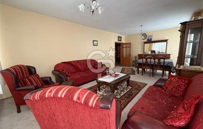 YUKARI BAHÇELİEVLER MAH. 7. CADDE ÜZERİ SATILIK 3+1 DAİRE