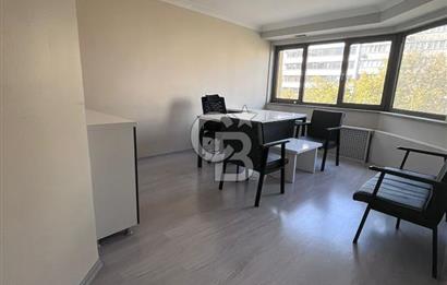 KIZILAY ATATÜRK BLV. ÜZERİ ULAŞIMI KOLAY PRESTİJLİ KİRALIK 1+1