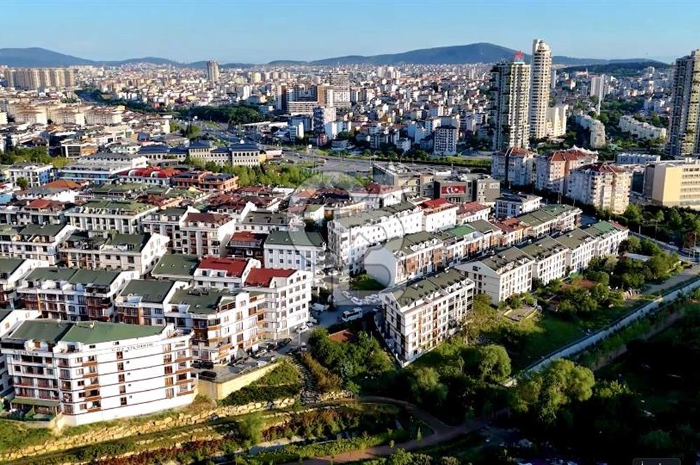 Çekmeköy Merkez Mahallesi Safranbolu Everi Rana Sokakta Kiralık 3+1 Daire