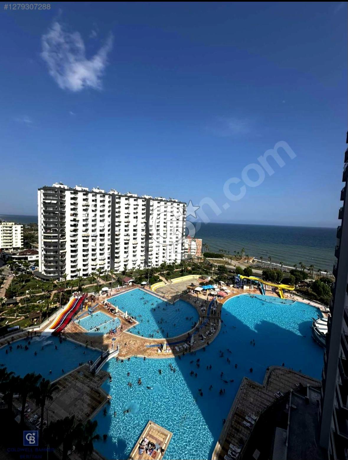 Flamingo 4 Sitesinde Deniz Manzaralı Satılık 3+1 Köşe Daire