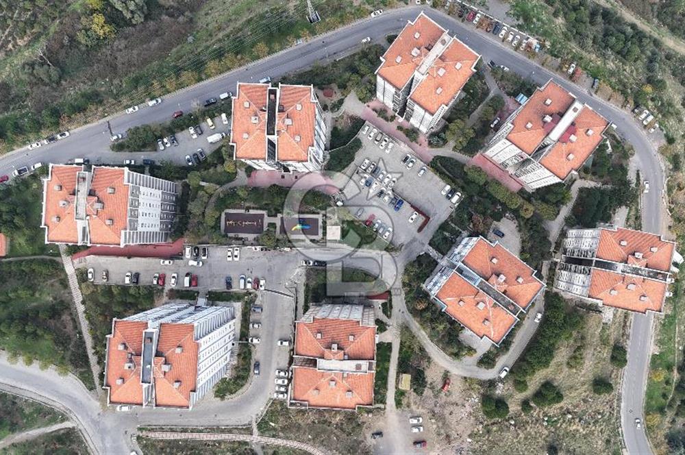 İzmir Yaşar Kemal TOKİ Evleri Tadilatlı Satılık 3+1 120 m² Daire