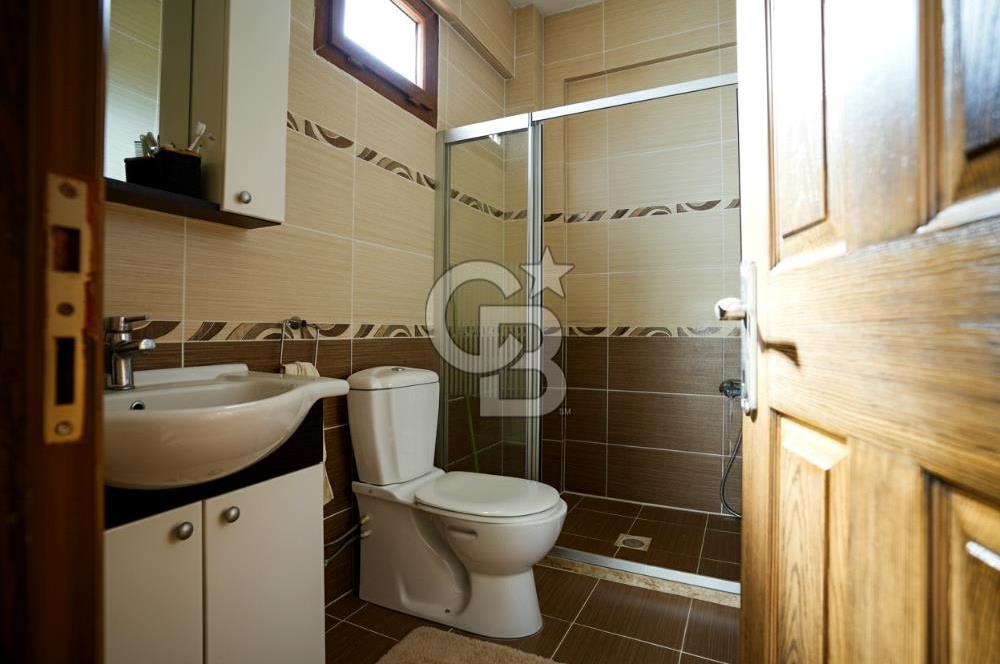 İzmir Tire Anayolu kenarında Satılık 40.000 m² Müştemilatlı Tarla