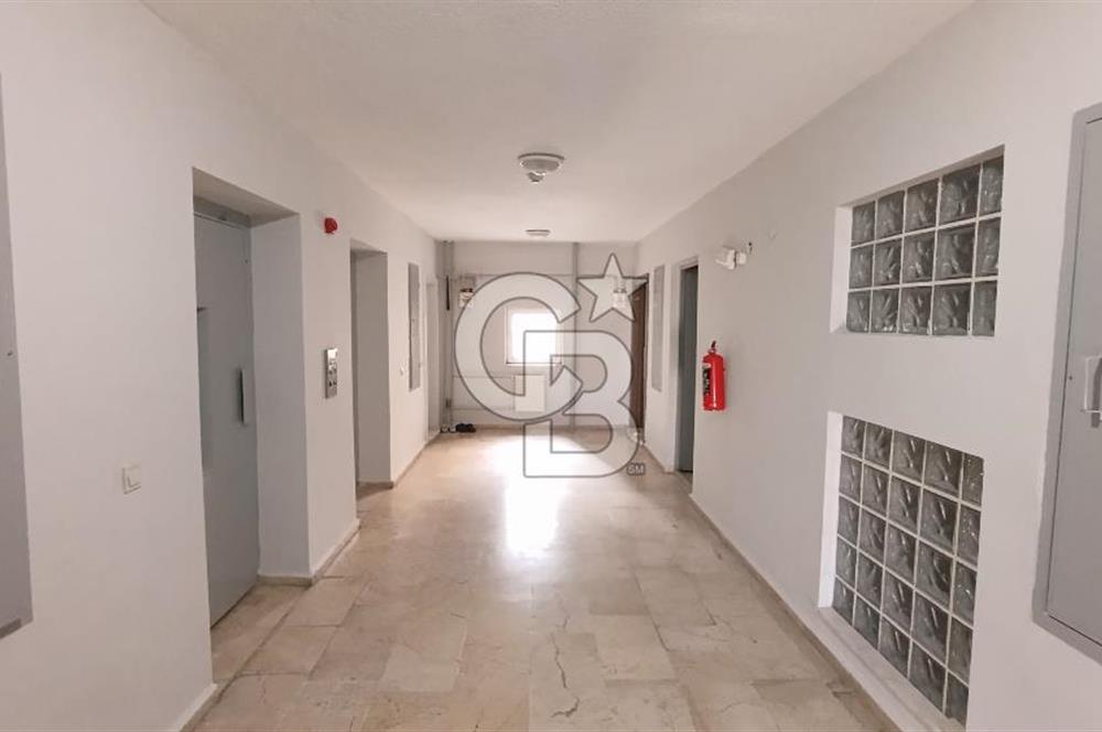 İzmir Yaşar Kemal TOKİ Evleri Tadilatlı Satılık 3+1 120 m² Daire