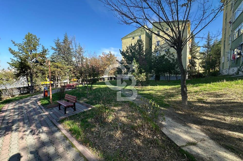 Uğur Mumcu Mah. – Harbiş 4 Sitesi – Satılık 2+1 Komple Yenilenmiş Daire