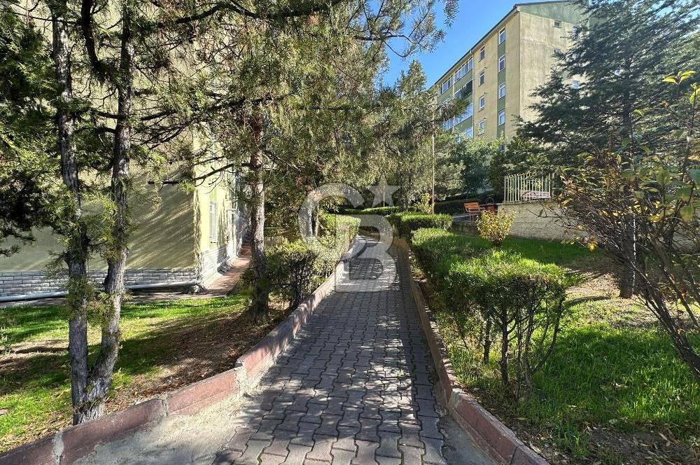 Uğur Mumcu Mah. – Harbiş 4 Sitesi – Satılık 2+1 Komple Yenilenmiş Daire