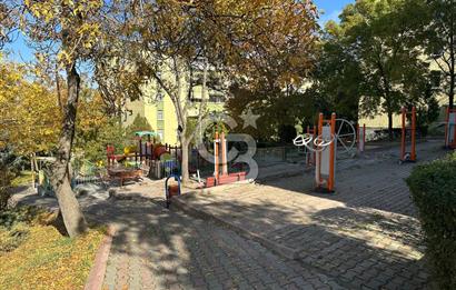 Uğur Mumcu Mah. – Harbiş 4 Sitesi – Satılık 2+1 Komple Yenilenmiş Daire