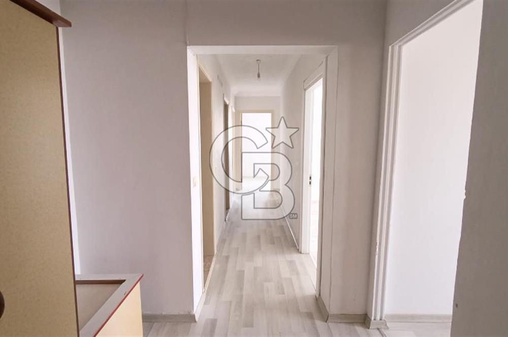 İzmir Yaşar Kemal TOKİ Evleri Tadilatlı Satılık 3+1 120 m² Daire