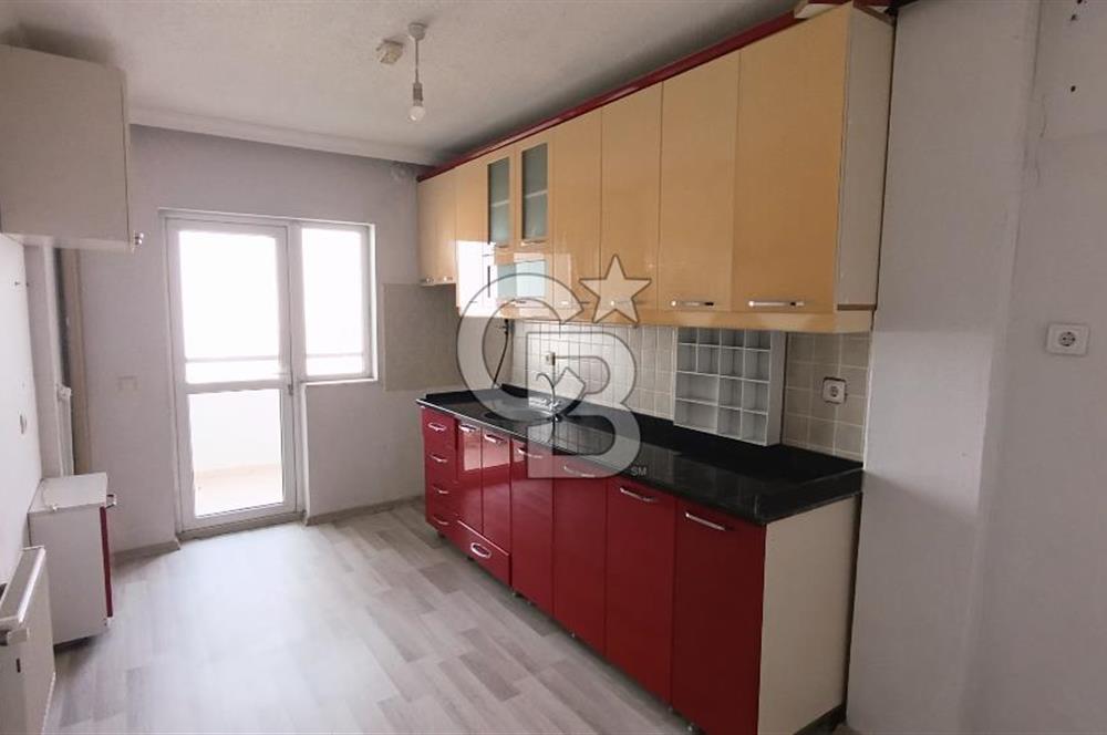 İzmir Yaşar Kemal TOKİ Evleri Tadilatlı Satılık 3+1 120 m² Daire