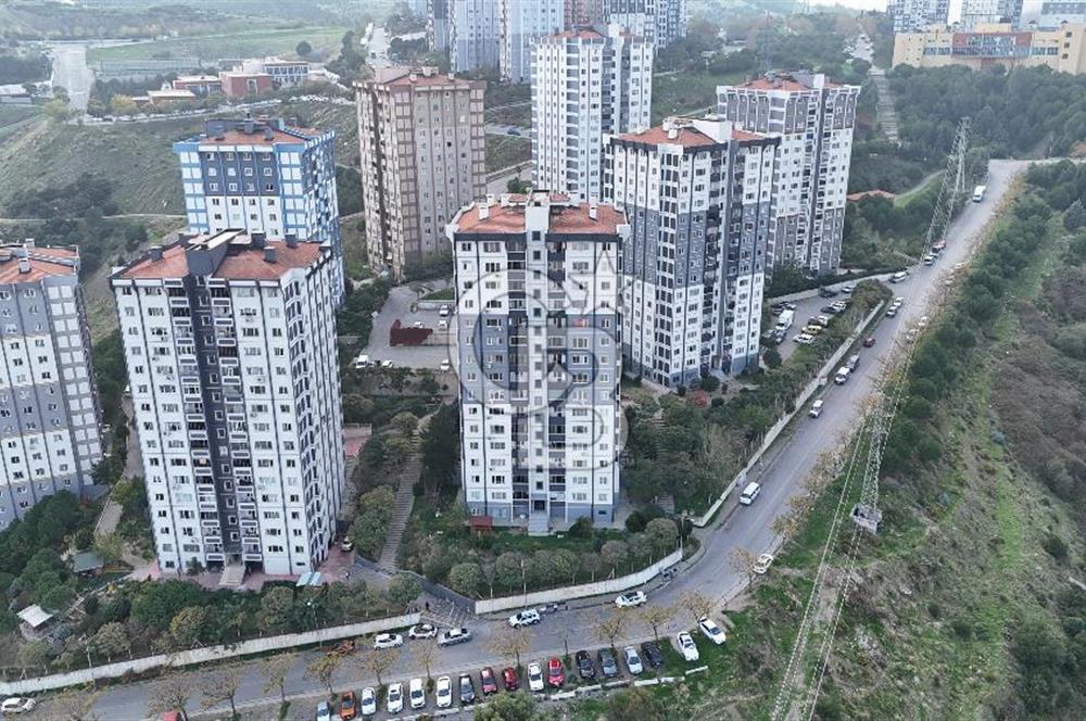 İzmir Yaşar Kemal TOKİ Evleri Tadilatlı Satılık 3+1 120 m² Daire
