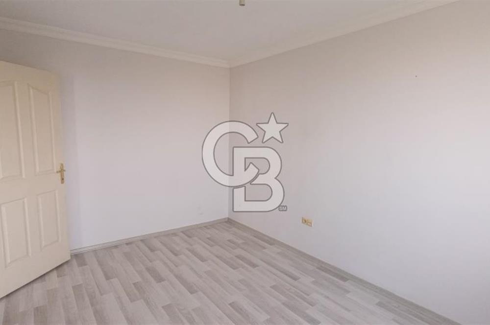İzmir Yaşar Kemal TOKİ Evleri Tadilatlı Satılık 3+1 120 m² Daire