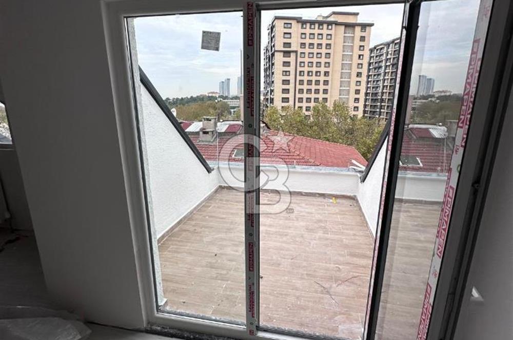 CB Fly'dan Pendikte Çift Terasıda Deniz Manzaralı Dubleks Daire!