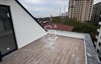 CB Fly'dan Pendikte Çift Terasıda Deniz Manzaralı Dubleks Daire!