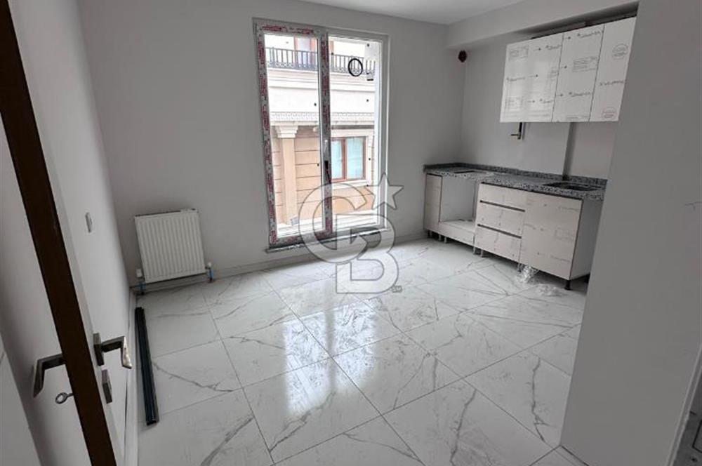 CB Fly'dan Erol Kaya Caddesinde Sahile Sıfır Lüks Dubleks