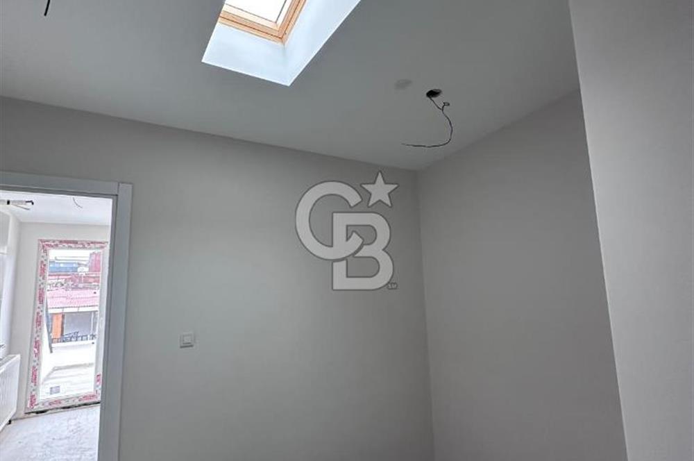 CB Fly'dan Erol Kaya Caddesinde Sahile Sıfır Lüks Dubleks