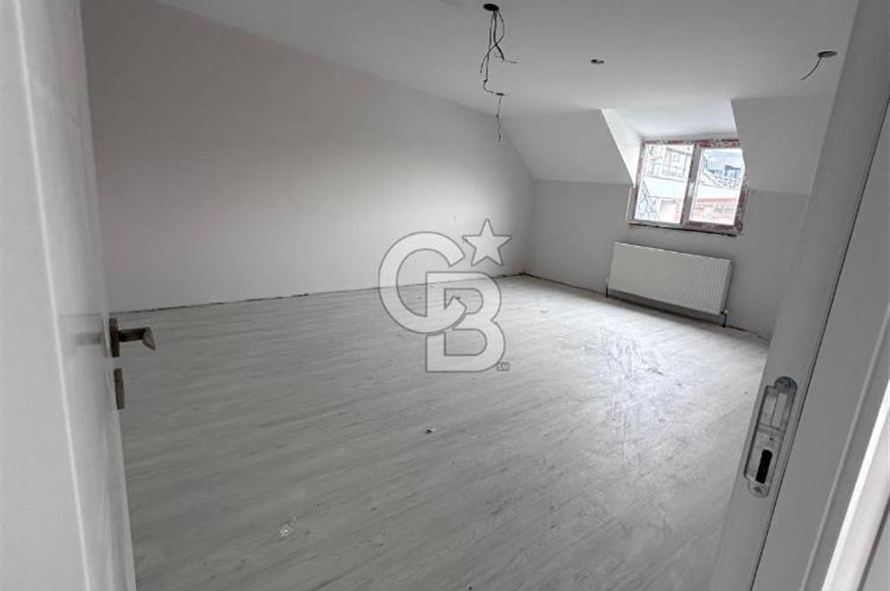 CB Fly'dan Erol Kaya Caddesinde Sahile Sıfır Lüks Dubleks