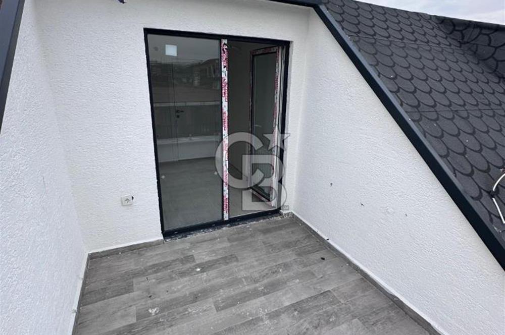 CB Fly'dan Erol Kaya Caddesinde Sahile Sıfır Lüks Dubleks