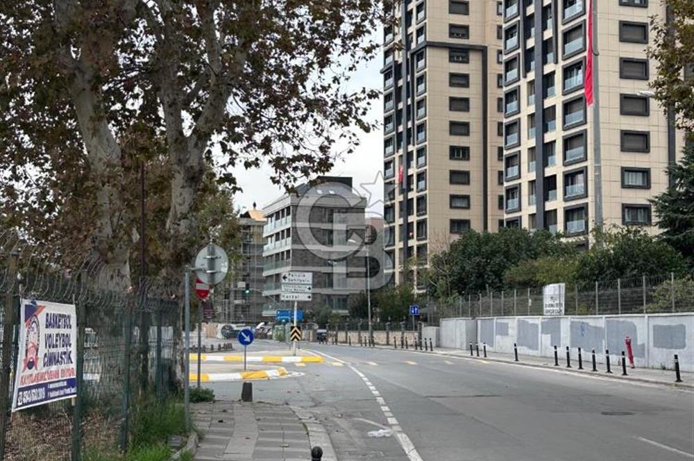 CB Fly'dan Erol Kaya Caddesinde Sahile Sıfır Lüks Dubleks