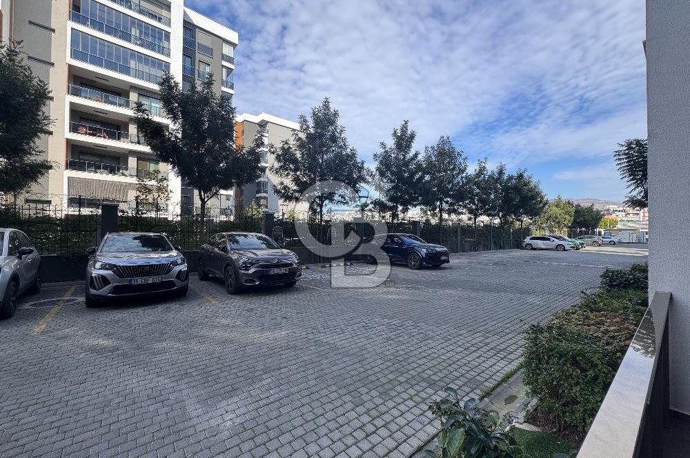 ATAŞEHİR MODERN1 SİTESİNDE KİRACISIZ BÜYÜK TİP 1+1 SATILIK DAİRE