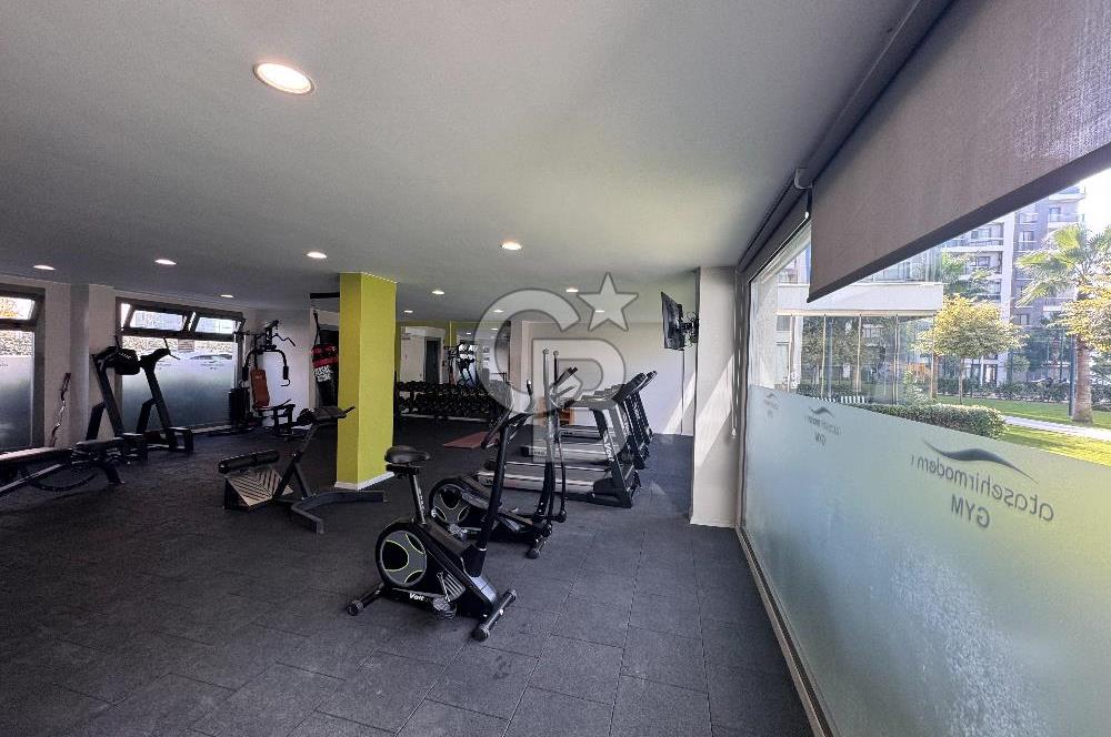 ATAŞEHİR MODERN1 SİTESİNDE KİRACISIZ BÜYÜK TİP 1+1 SATILIK DAİRE