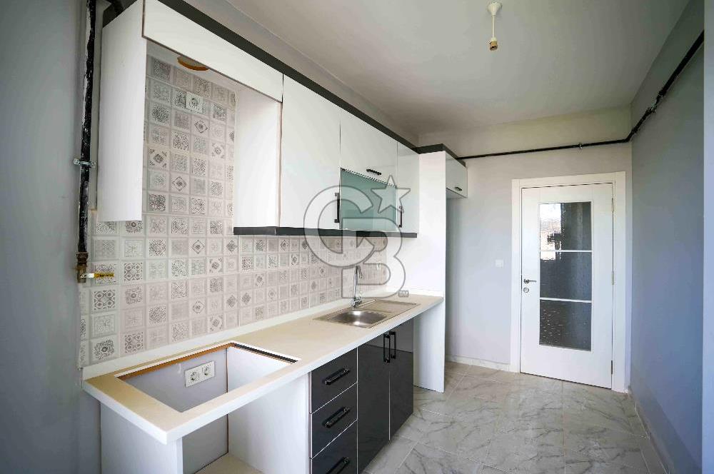 Çekmeköy Merkez Mahallesi Safranbolu Everi Rana Sokakta Kiralık 3+1 Daire