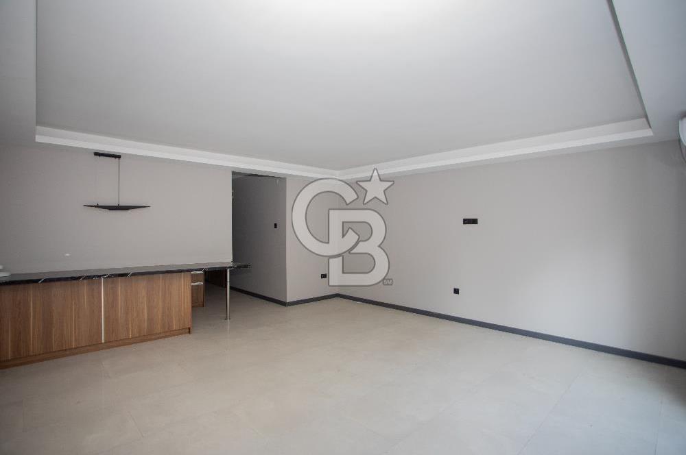 Karşıyaka Çarşı İçerisinde Kiralık 2+1 İşyeri & Ofis