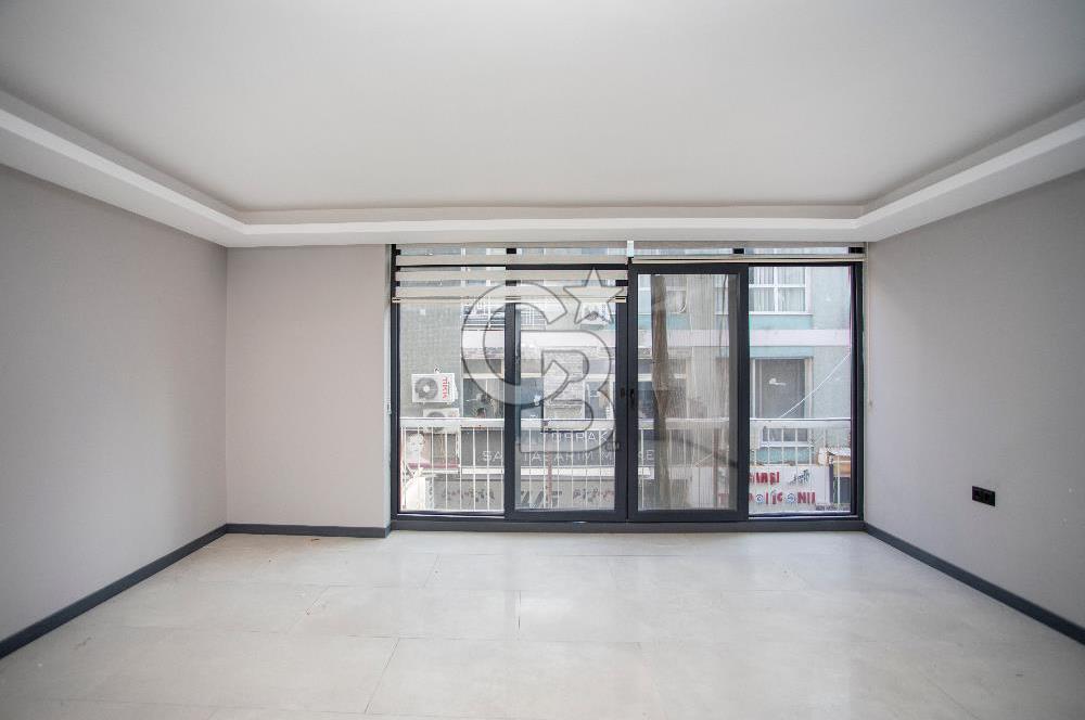 Karşıyaka Çarşı İçerisinde Kiralık 2+1 İşyeri & Ofis