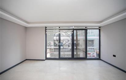 Karşıyaka Çarşı İçerisinde Kiralık 2+1 İşyeri & Ofis