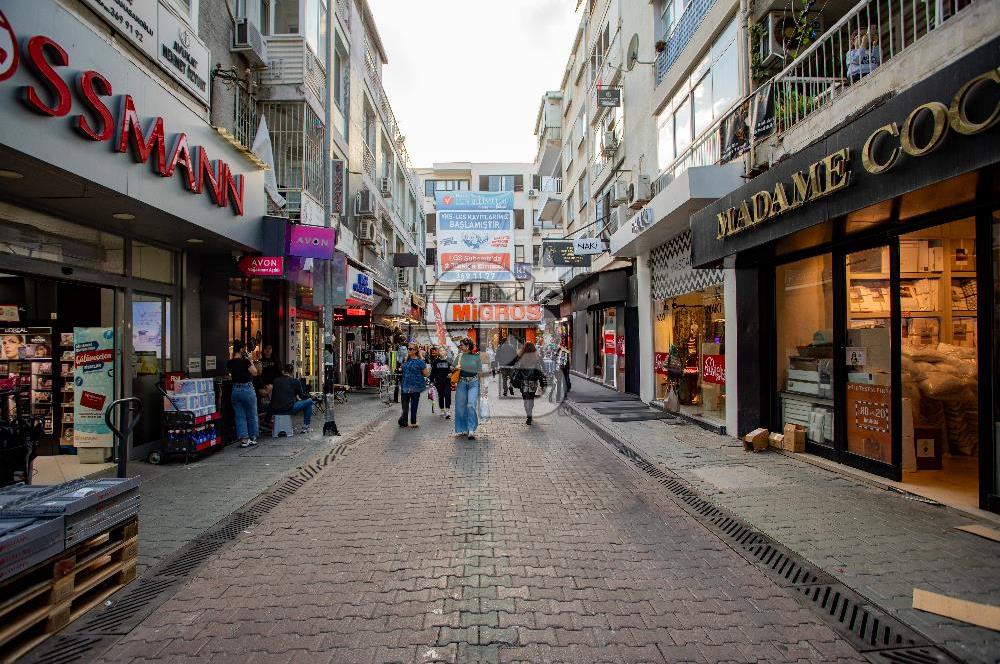 Karşıyaka Çarşı İçerisinde Kiralık 2+1 İşyeri & Ofis