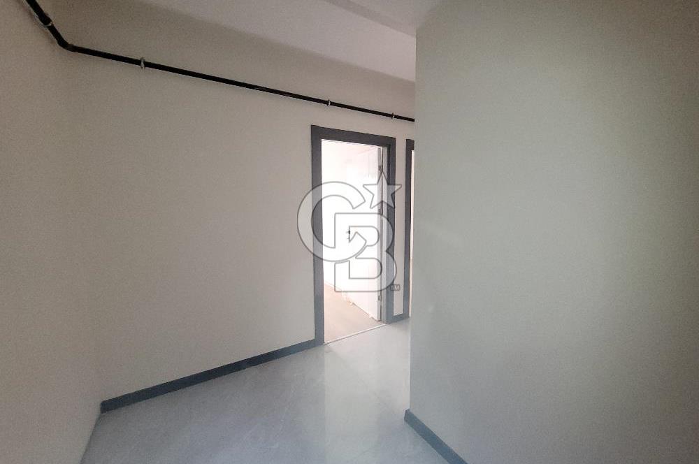 Menemen Koyundere’de Cadde Üzeri Satılık 2+1 Daire