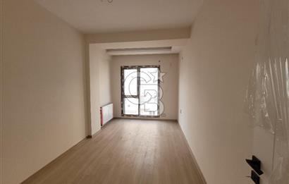 Menemen Koyundere’de Cadde Üzeri Satılık 2+1 Daire