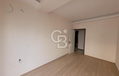 Menemen Koyundere’de Cadde Üzeri Satılık 2+1 Daire