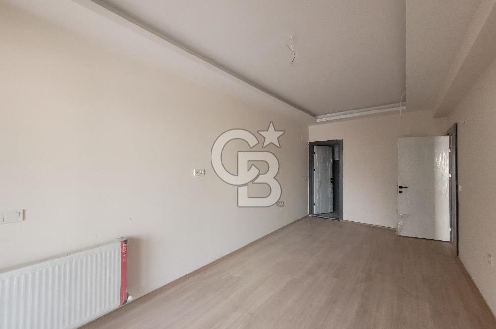 Menemen Koyundere’de Cadde Üzeri Satılık 2+1 Daire