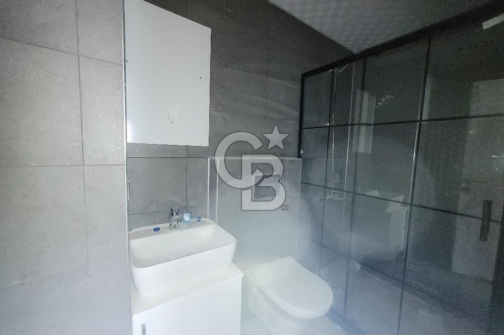 Menemen Koyundere’de Cadde Üzeri Satılık 2+1 Daire