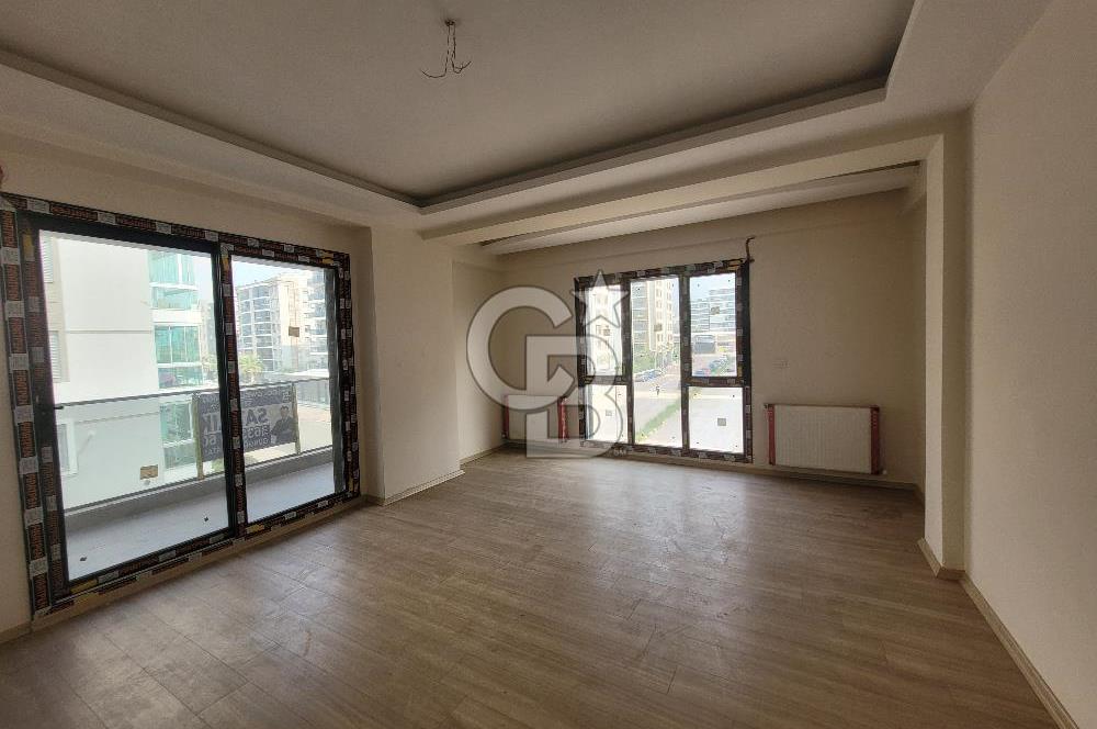 Menemen Koyundere’de Cadde Üzeri Satılık 2+1 Daire