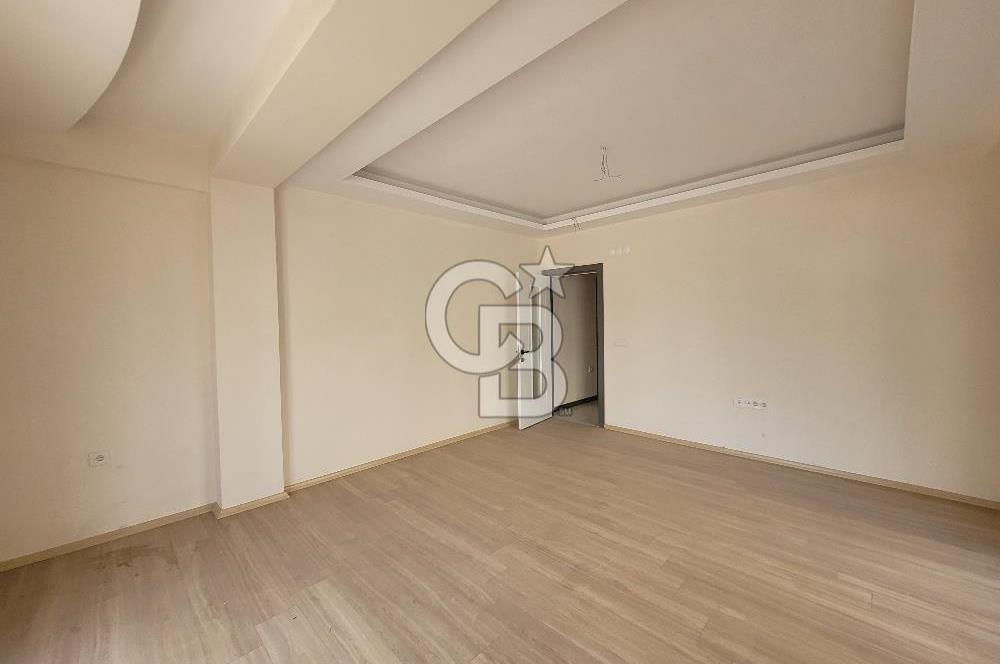 Menemen Koyundere’de Cadde Üzeri Satılık 2+1 Daire