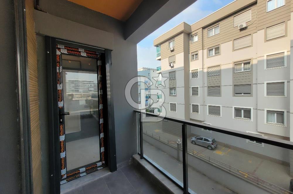 Menemen Koyundere’de Cadde Üzeri Satılık 2+1 Daire