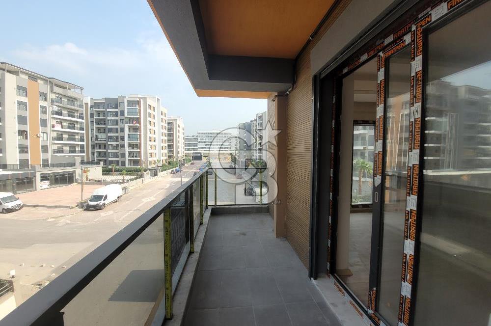 Menemen Koyundere’de Cadde Üzeri Satılık 2+1 Daire