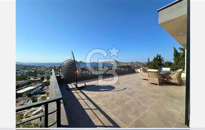 Bodrum Yalıkavak'ta Deniz Manzaralı Satılık 5+1 Villa