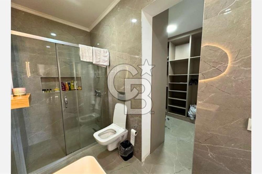 Bodrum Yalıkavak'ta Deniz Manzaralı Satılık 5+1 Villa