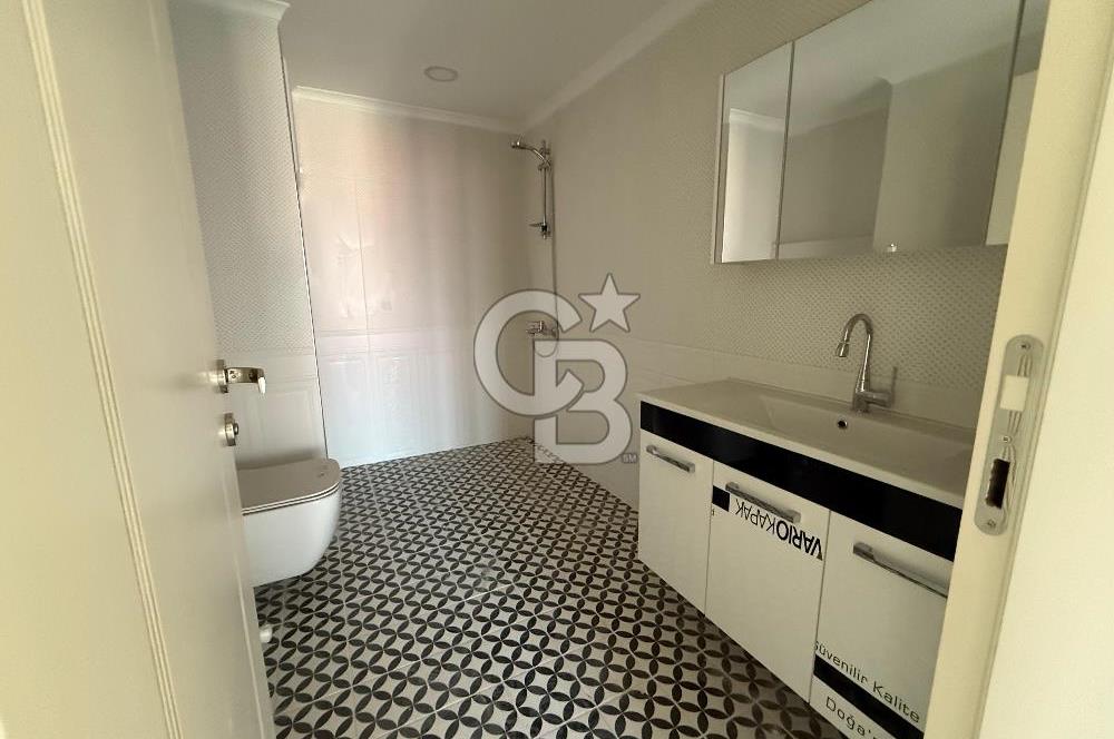 PROTOKOL YOLU CEPHELİ BENZERSİZ 3 BANYOLU 4+1 SATILIK DAİRE