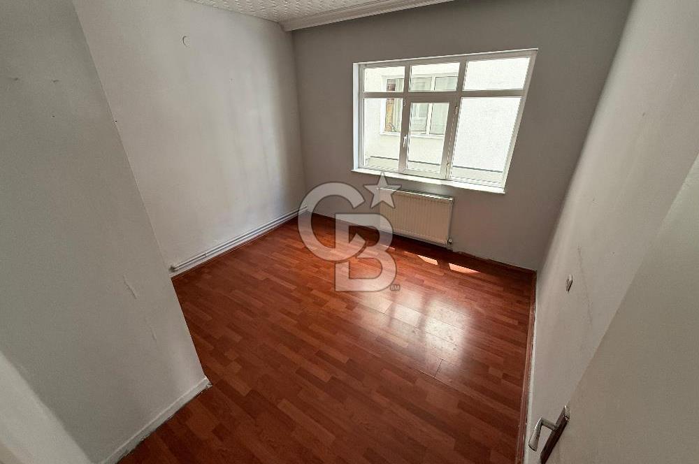 DEMETEVLER 4. CADDEDE METROYA YÜRÜME MESAFESİ SATILIK 3+1 DAİRE