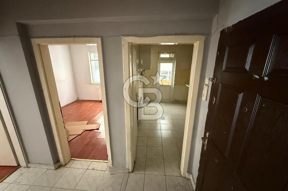 DEMETEVLER 4. CADDEDE METROYA YÜRÜME MESAFESİ SATILIK 3+1 DAİRE