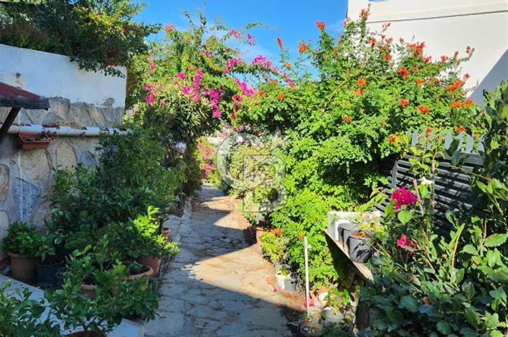 Bodrum Bitez Asarlık Mevkiinde Satılık 4+1 Deniz Manzaralı