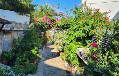 Bodrum Bitez Asarlık Mevkiinde Satılık 4+1 Deniz Manzaralı